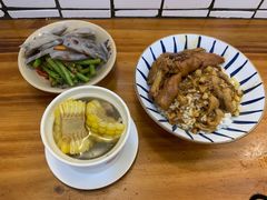 -红猪卤肉饭(大西洋美食城店)
