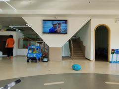-小小王国亲子游泳(富民中心)