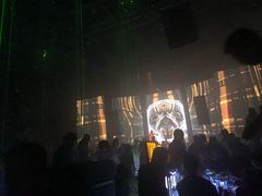 -简奥斯汀·赫本酒吧