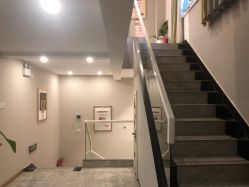 -水灵珑美容造型中心