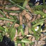 猫猫猫儿的快手菜——蒜苔炒牛肉丝