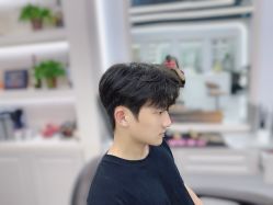 -尤司男士国潮理发馆