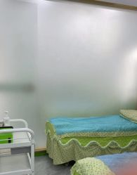 -苗医生专业祛痘·皮肤管理