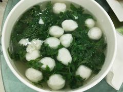 菊叶鱼丸汤-中央饭店-餐厅