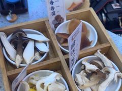 -阿婆情腊排骨火锅(金虹路店)