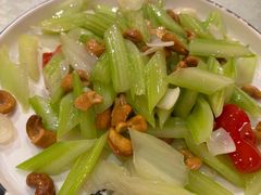 -眷江南之小蓝鲸(王府大街店)