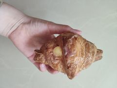 爆浆牛角包-拾味中点(花园路店)