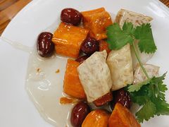 -正宗普宁豆干坊·洪记砂锅粥(红领巾路店)