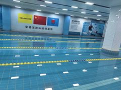 -宝德龙游泳健身