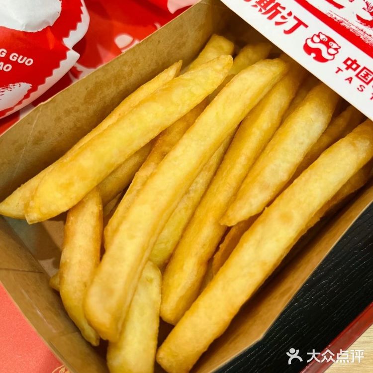 今晚吃塔斯汀四件套