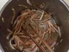 酸萝卜-清真•佬苏记邵阳回民米粉(河西店)