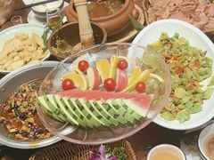 -老滇山寨•云南特色菜•地方菜•民族风情歌舞表演(世纪金源店)