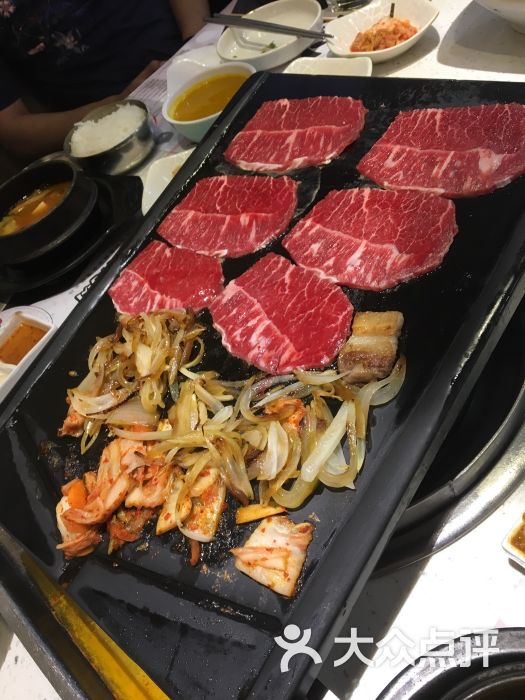 韩时烤肉(朝阳蓝色港湾店)雪花牛肉图片 第3张