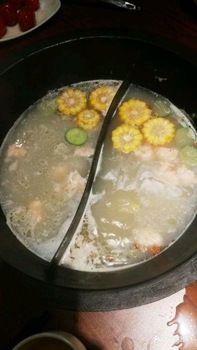 泽海码头●海洋主题沉浸式餐厅(无锡t12店)咸排汤图片 - 第1张