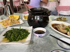 -范饭椰林川湘味海鲜·椰子鸡(三亚湾椰梦长廊店)
