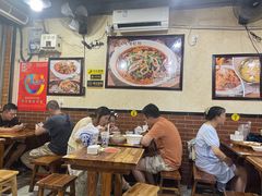 -朱大嘴肥肠血旺(福字街店)