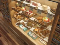 -猫的天空之城概念书店(印象城购物中心店)