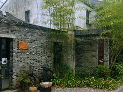 -田园东方蜜桃村的田野营地