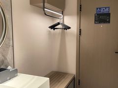 -宜致酒店(永庆坊彩虹桥地铁站店)