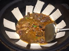 -挂旗柴锅鸡(蚌山区嘉年华店)
