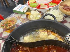 -赵美丽·重庆社区火锅·直营店(火车东站·中豪国际店)