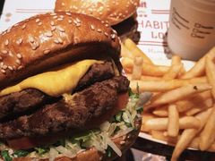 -The Habit Burger Grill 哈比特汉堡(复兴soho店)