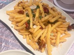 -巴厘龙虾·榜首油焖大虾(音乐学院·沿江酒馆店)