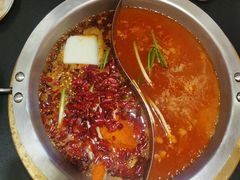 -沸炉重庆老火锅(军事博物馆店)