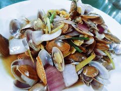 -四川小胡子海鲜(丁村万人海鲜广场店)