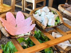 -阿婆情腊排骨火锅(金虹路店)