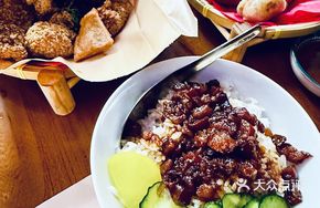 Northern Wanhua Lu Rou Fan