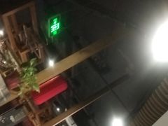 大堂-辣尚瘾·烤鱼·新川菜(交大直营店)