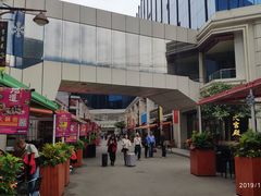-百老汇美食街