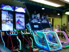 -爱玩嘉年华(江北一店)