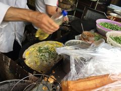 -正宗杂粮煎饼香软鸡蛋饼