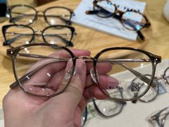 -Eziwish眼镜·蔡司授权店