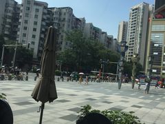 -江燕路万科里
