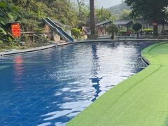 -丫沙底瀑布温泉