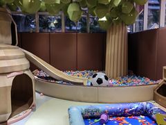 -水桶王国主题餐厅·聚会·生日派对·亲子活动·家庭套餐(亚龙湾希尔顿店)