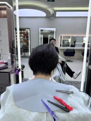 -苏豪路易士·嘉玛发廊