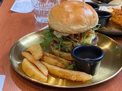 超厚黑松露牛肉堡-魏斯理汉堡(西安沣东吾悦店)