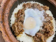 窝蛋牛肉煲仔饭-红星光发煲仔饭(大石街店)
