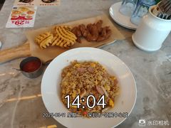 -必胜客(WOW中心城店)