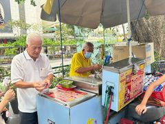 -詹爷爷乌节路街头冰淇淋