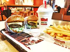 -The Habit Burger Grill 哈比特汉堡(复兴soho店)