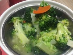 西兰花-食悦天美食广场(武汉壹方购物中心店)