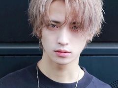 -鸿通城购物中心