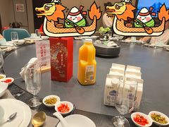 -忆江南·临江鱼馆