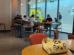 -星巴克臻选(呼和浩特维多利摩尔城店)