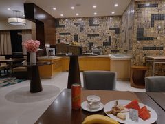 -上海浦东康桥绿地假日酒店